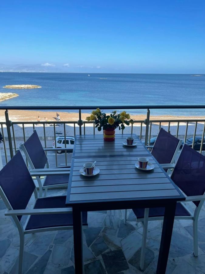 Seafront One Bedroom Apartment With A Terrasse Swimming Pool And A Parking Antibes Exterior photo