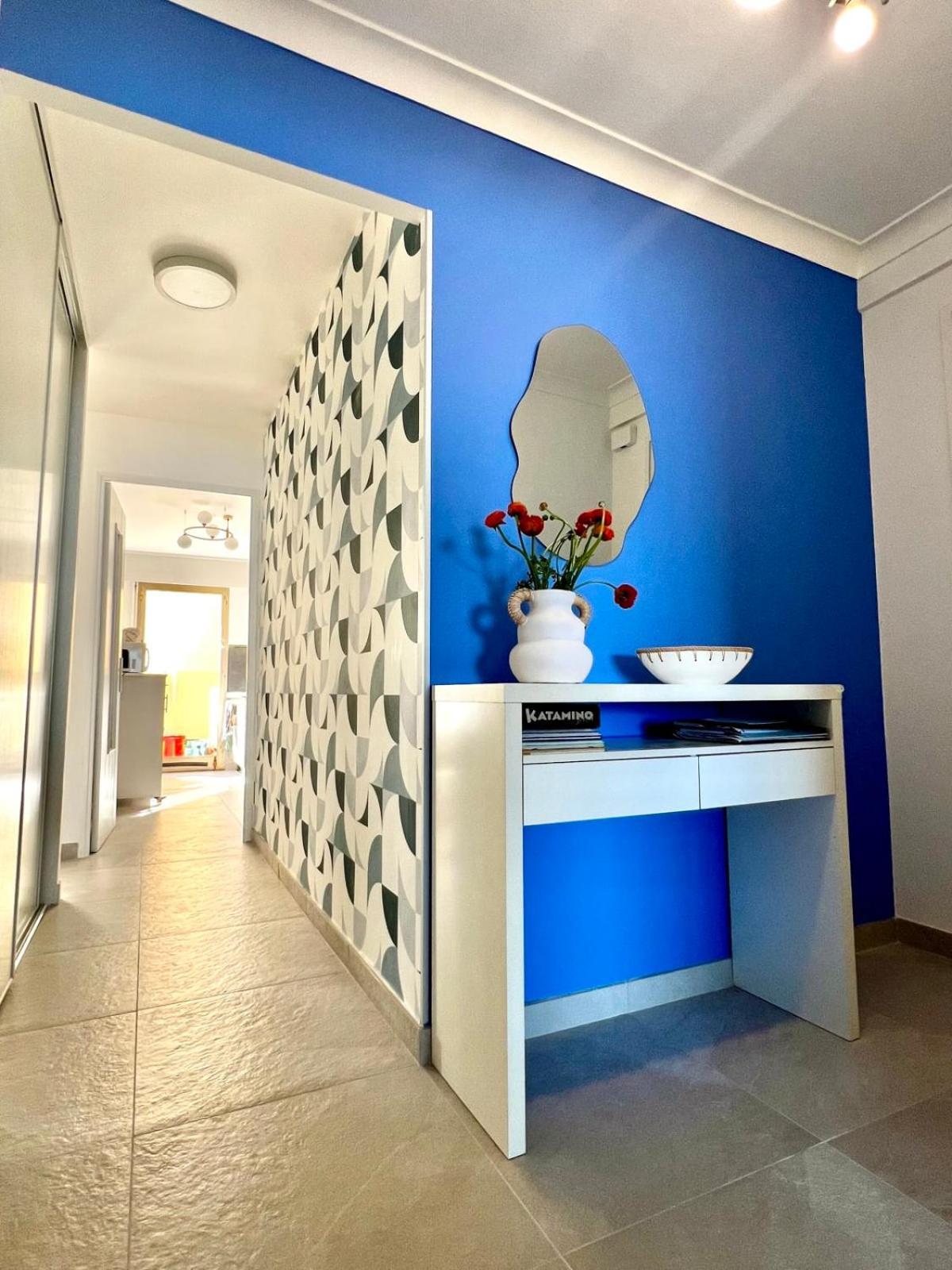 Seafront One Bedroom Apartment With A Terrasse Swimming Pool And A Parking Antibes Exterior photo